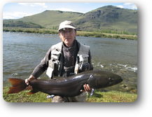 IMG_3105 Taimen 120 cm - flyfishing - 18 kg